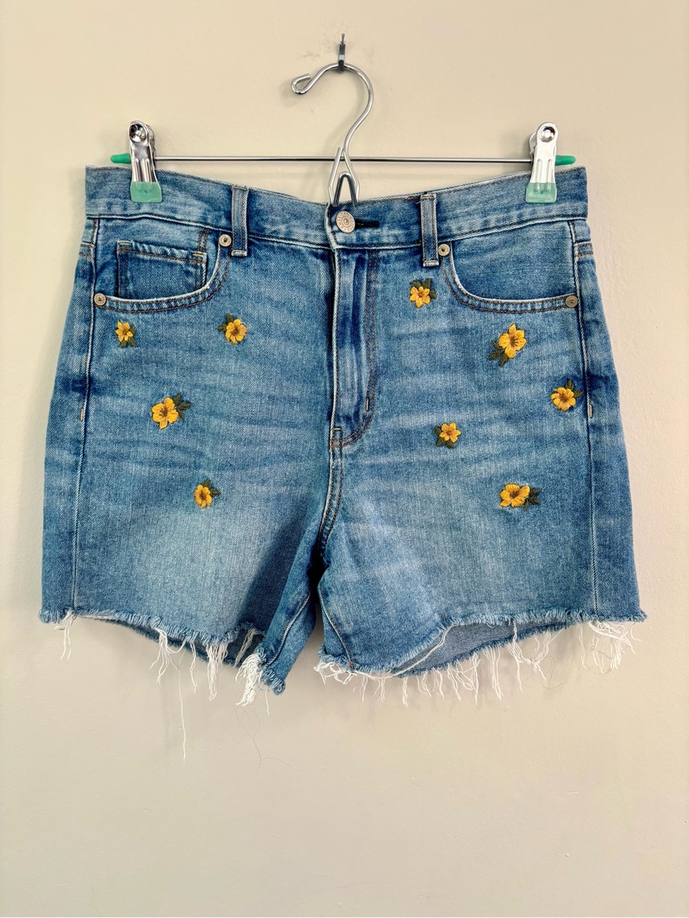 American Eagle AE Embroidered Flowers Distressed Jean Mom Shorts
